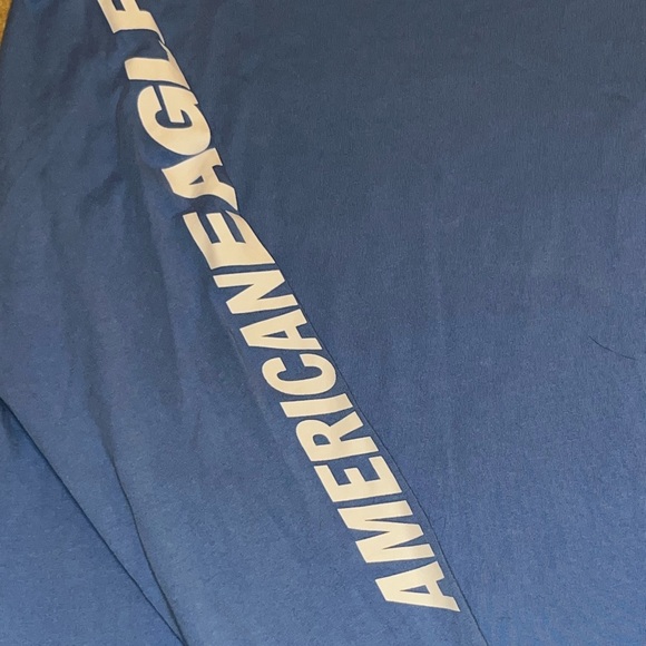 American Eagle Long Sleeve Tee - Picture 2 of 3